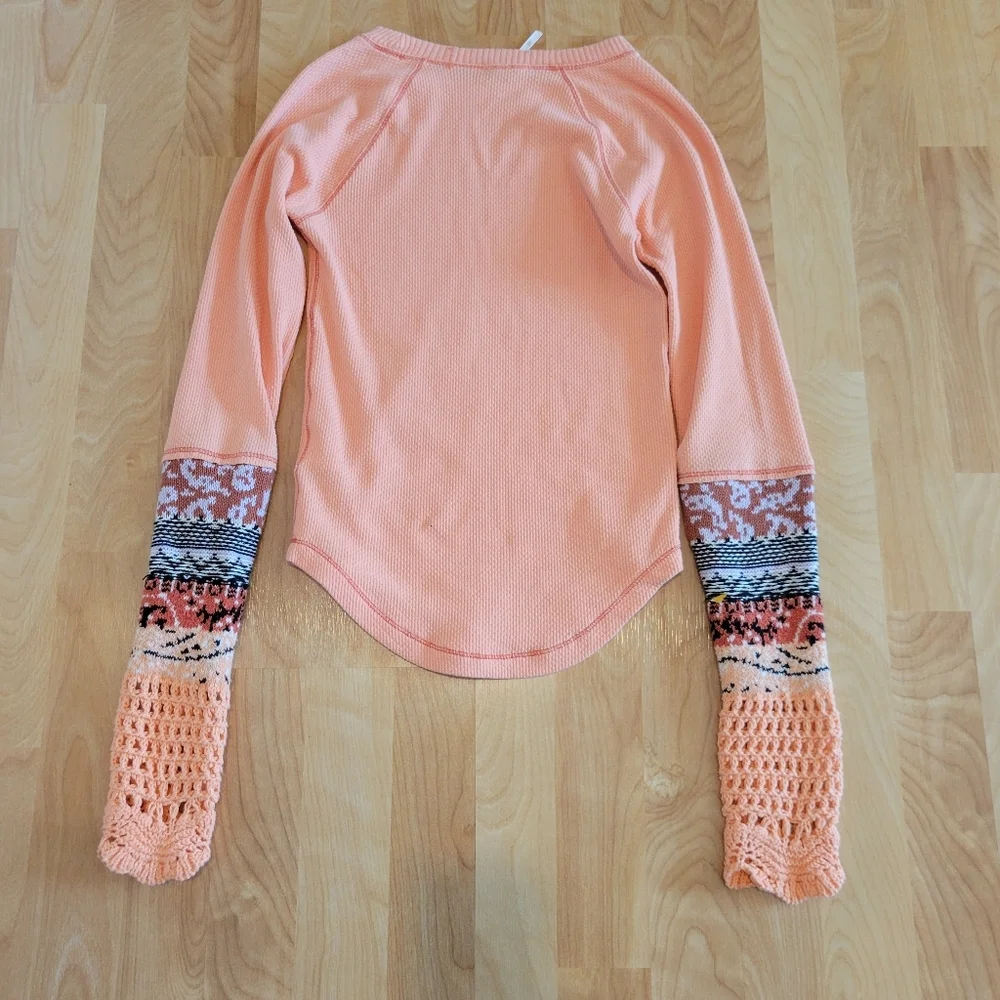 Free People In The Mix Cuff Thermal Top Size XS
